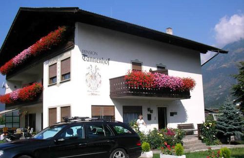Laces Bed & Breakfast | Pension Tannenhof