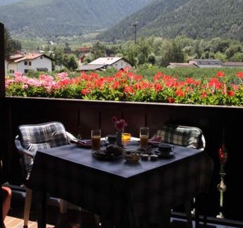Laces Bed & Breakfast | Pension Tannenhof