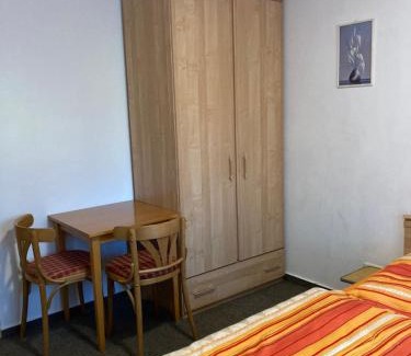 Nossen House | Pension Tom´s Hütte