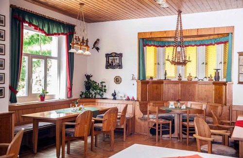 Oberwiesenthal House | Pension und Gaststätte Naturbaude Eschenhof