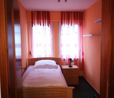 Porta Westfalica House | Pension Zum Angestellten