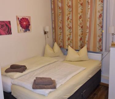 Babelsberg Nord House | Pensionszimmer Unicat