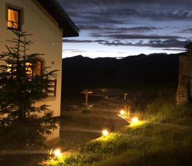 Novaci House | Pensiunea Casa Ancutei