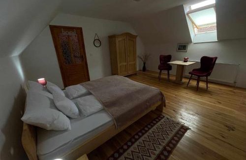 Apold House | Pensiunea CASA HANN