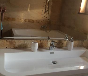 Gilau Hotel | Pensiunea Casa Lupas