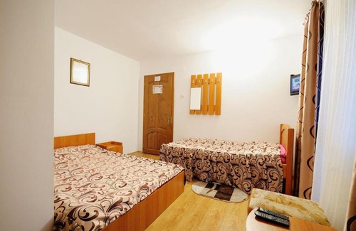Scrind-Frasinet House | Pensiunea Claudia