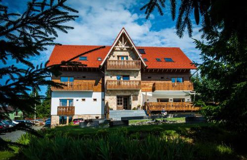 Belis House | Pensiunea Colt de Rai