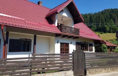 Putna House | Pensiunea Daria Putna