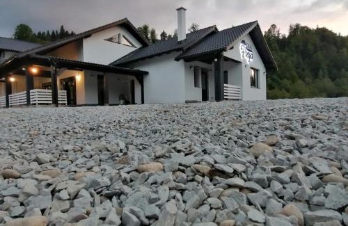 Bistrita Bargaului House | Pensiunea Freya