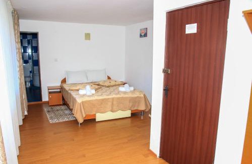 Lunca Jaristei House | PENSIUNEA HARTAGU