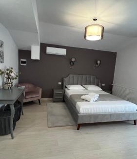 Alba Iulia House | Pensiunea Heaven