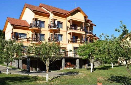 Certeze Hotel | Pensiunea ' LA PAPA'