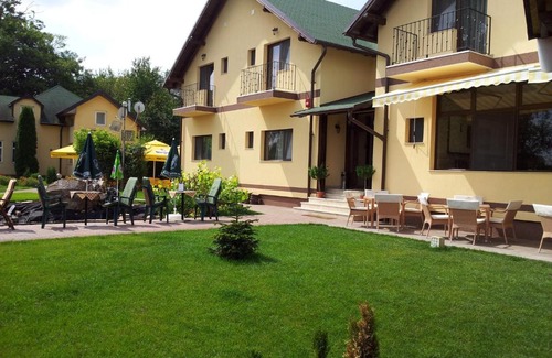Arad House | Pensiunea Lunca