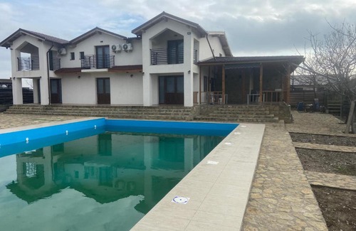 Valea Nucarilor House | Pensiunea Maria