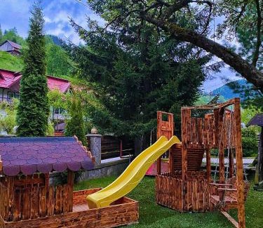 Moeciu de Sus House | Pensiunea Orzan