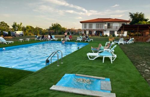 Murighiol House | Pensiunea Paradiso