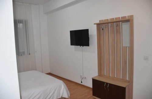Barnova House | Pensiunea Sasha