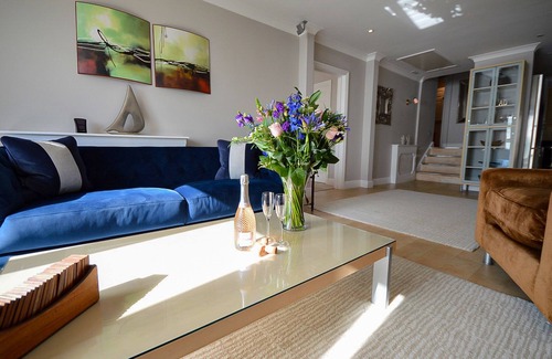 Barton-on-Sea House | Penthhouse - Super King Suite - Seaview - Ensuite