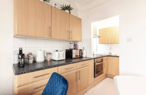 St. Pancras Apartment | Penthouse * 3 Bed by Euston Elevator