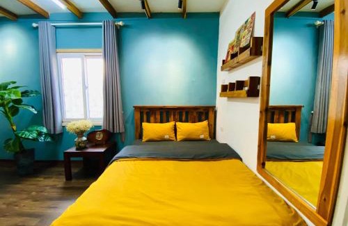 Hang Dao Apartment | Penthouse/3BR/Terrace/Hot tub/2WC/2' to Hoankiem Lake & Ta Hien Beer street