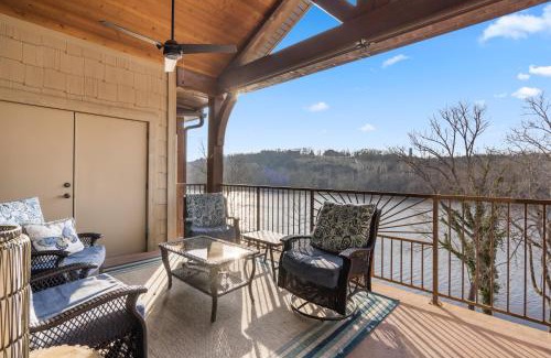 Branson House | Penthouse 7 on Taneycomo - Chic Waterfront Condo