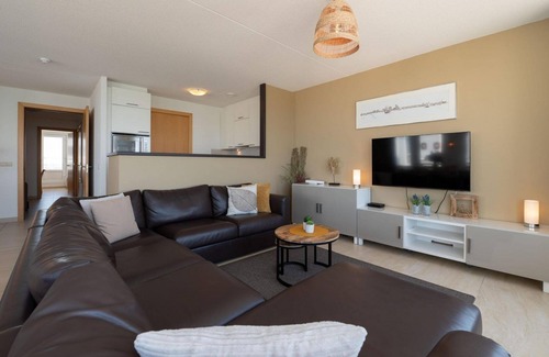 Vlissingen Apartment | Penthouse 750 with the most beautiful view of Vlissingen!