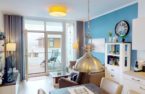 Pelzerhaken Apartment | Penthouse apartment A-11 for 2 guests - great location with sea views & renovated in 2024