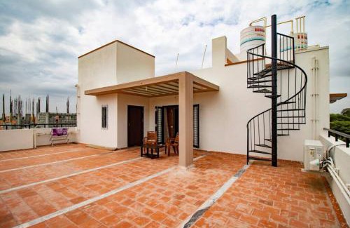 Bengaluru Apartment | Penthouse apartment with Private terrace
