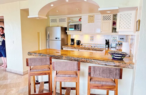 Marina Vallarta Condo | 'Penthouse' At 5 Star Ocean Front Resort Velas Vallarta
