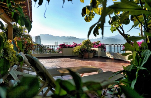 Marina Vallarta Condo | 'Penthouse' At 5 Star Ocean Front Resort Velas Vallarta