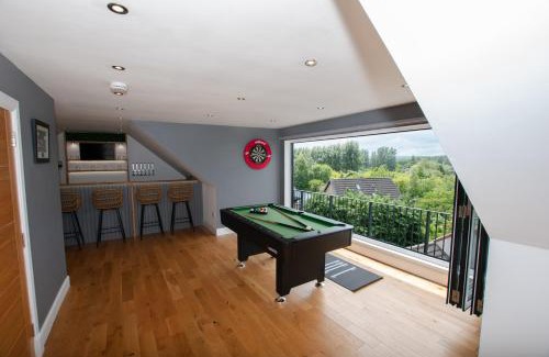 Bathgate Apartment | Penthouse at the White House near Edinburgh