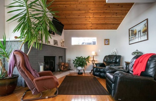 Colwood House | Penthouse - Breathtaking Views