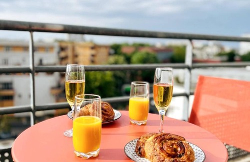 Orly Apartment | Penthouse de standing: Vue paris- 10min de l'aéroport Orly - Parking gratuit