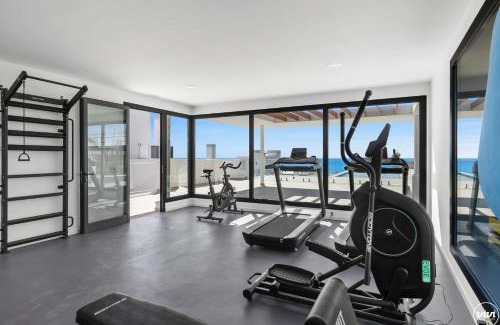 Benalmadena Apartment | Penthouse Diamond - Private Pool, Terrace, Sea View, Gym & BBQ