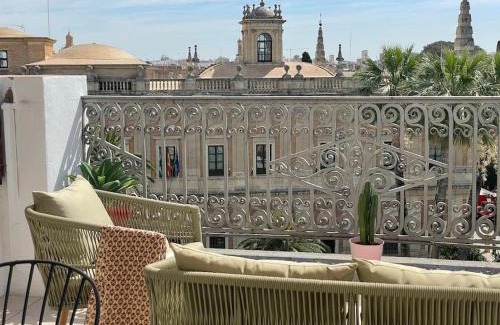 El Arenal Apartment | Penthouse in front Giralda
