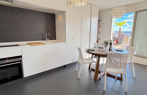Chemin de l'Ile Apartment | Penthouse Nanterre