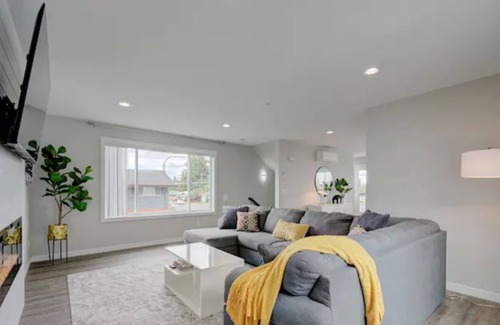 Marysville House | Penthouse Near BIGGEST Casinos in the Northwest