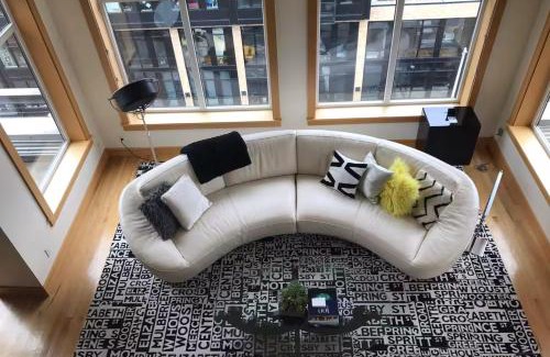 Belltown Apartment | Penthouse on the Bay
