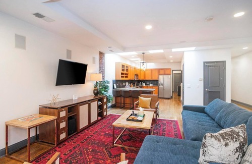 Downtown Nashville Apartment | Penthouse on the Broadway Strip