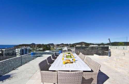 Nelson Bay House | Penthouse Palace - Private Heated Pool and Spa