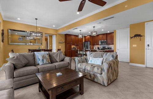 Whitney Beach Condo | ⚓Penthouse Retreat! Coastal Condo 1 mile to AMI & Beaches⚓