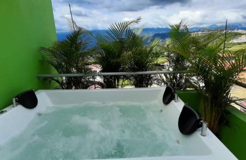 La Mesa Apartment | Penthouse SPA Jacuzzi y Sauna Privado