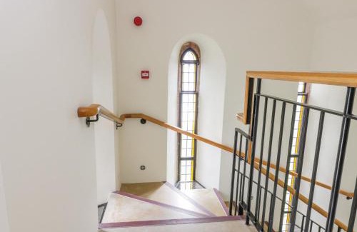 Moffat Apartment | Penthouse St Mary's Church
