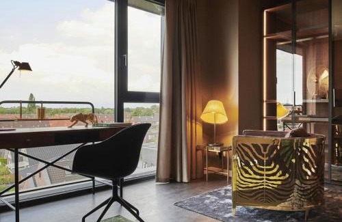 Emden House | Penthouse Storage 60
