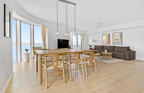 Aarhus C Apartment | Penthouse suite on 35th floor