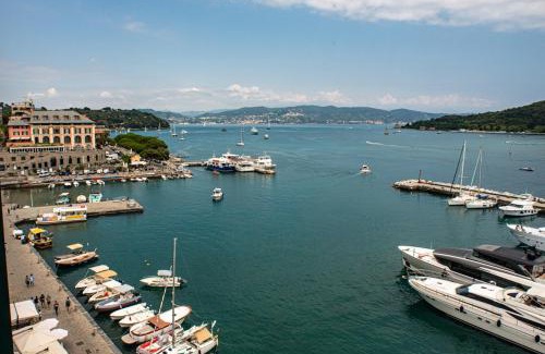 Portovenere Apartment | Penthouse with a Dream Sea View in Portovenere