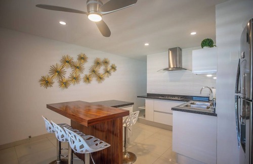 Zona Hotelera Condo | PentHouse with Ocean and lagoon views