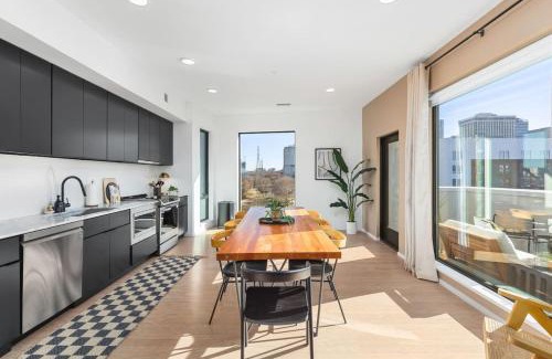 North Capitol Apartment | Penthouse with Patio Walk to Downtown 3 Bedrooms 5 Beds
