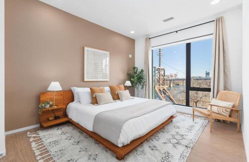 North Capitol Apartment | Penthouse with Patio Walk to Downtown 3 Bedrooms 5 Beds