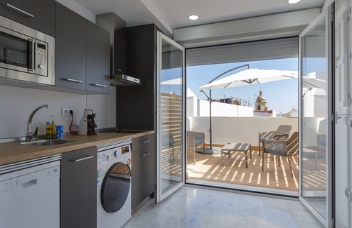 Old Town Apartment | Penthouse with terrace - BRUJULA by Cadiz4Rentals